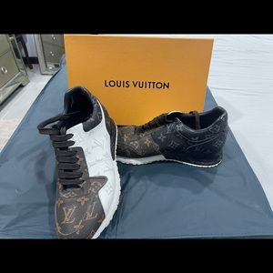 Mens LV shoes